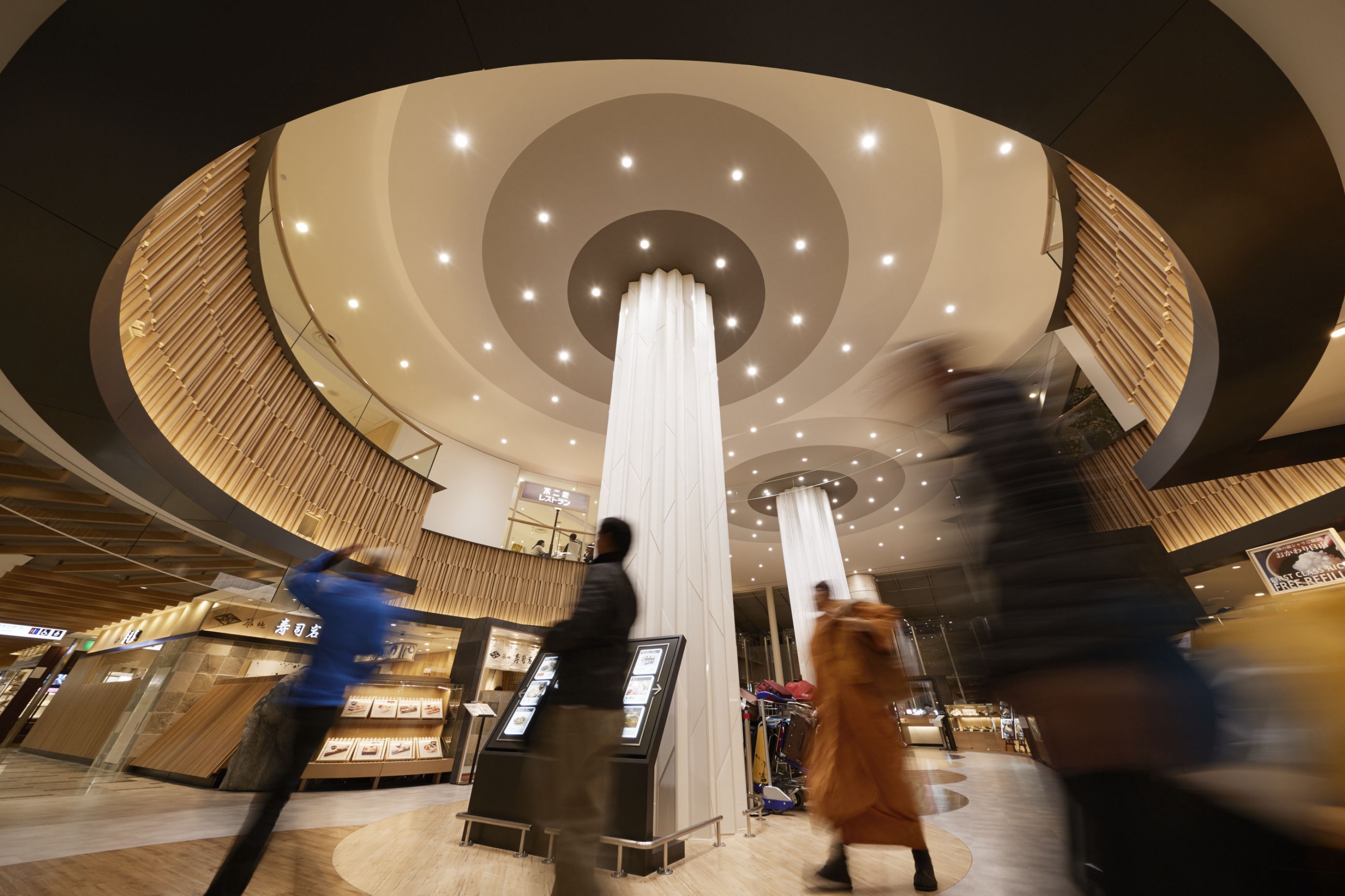 成田国際空港 NARITA Dining Terrace｜株式会社 スペース