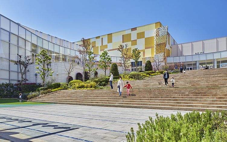 三井ショッピングパーク ららぽーと柏の葉 センタープラザ｜株式会社 スペース